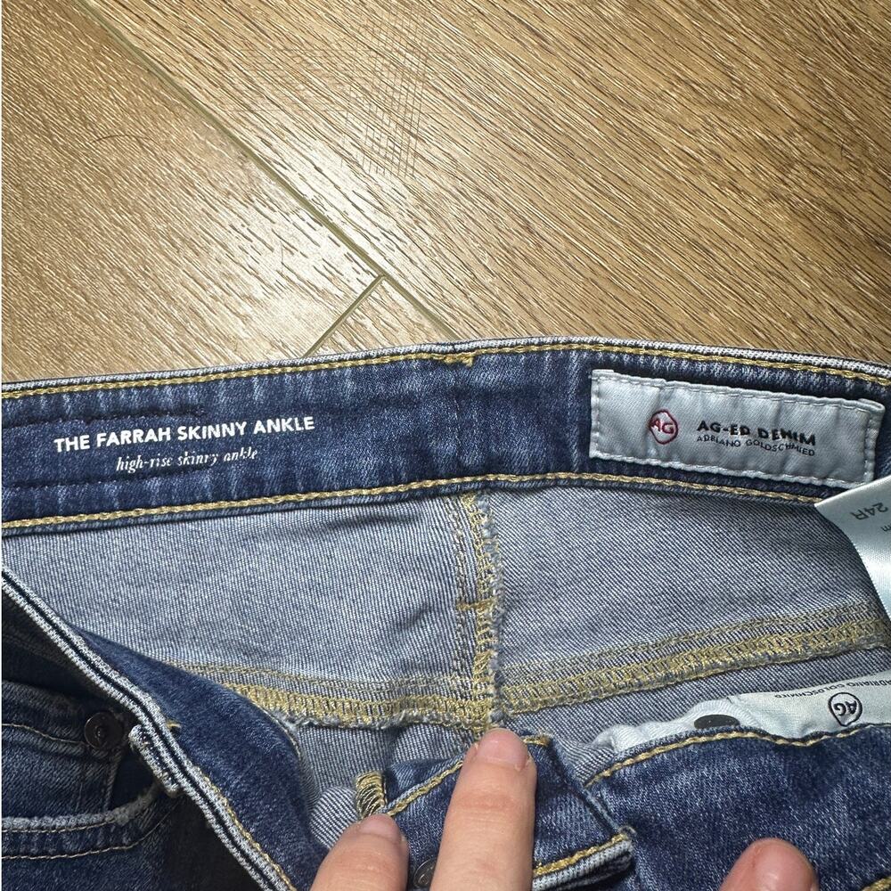 Jeans - Picture 4 of 13